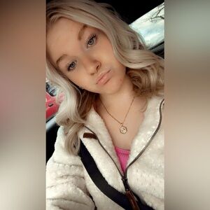 Meet your Posher, Gracie